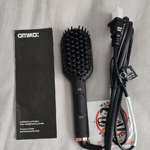 Amika Black Mini Hair Straightening Brush